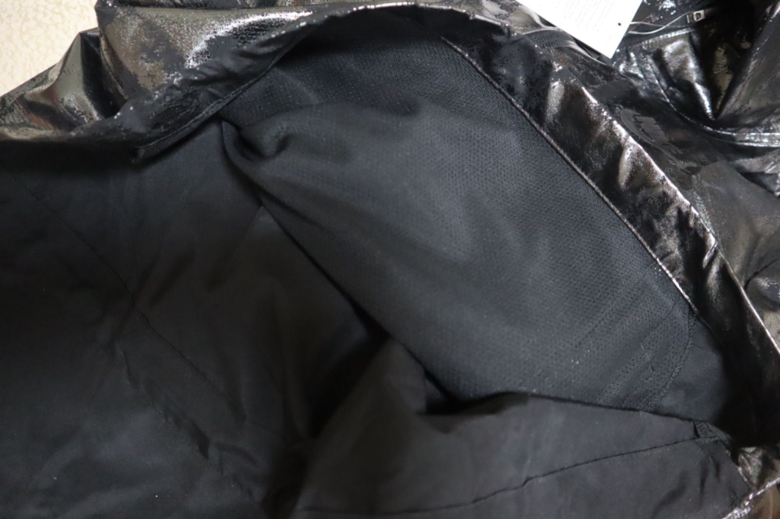 新品 NIKE ナイキ レディース エアフーディ ランニングジャケット - メルカリ