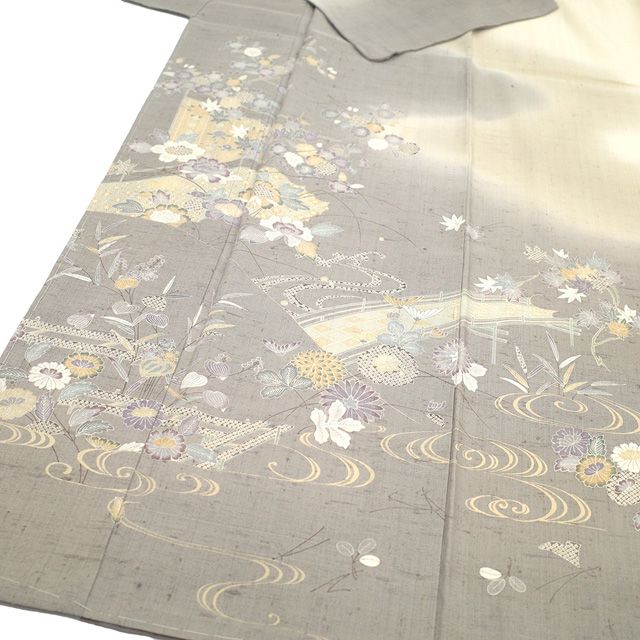 着物 【新品未使用】 花柄 しょうざん 貝紫染生紬 着物 【新品未使用