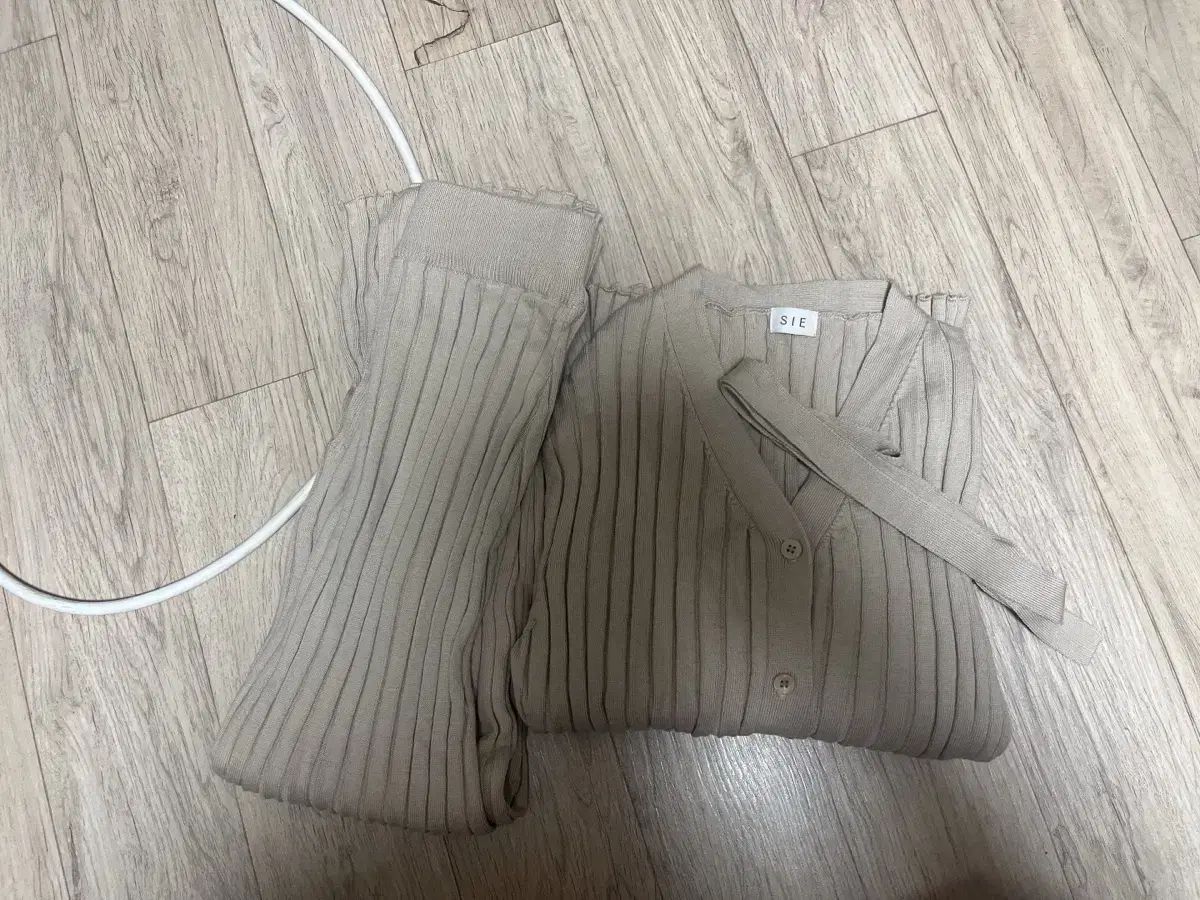 SIE シエ エリナ リブ カーディガン スカート セットアップ ベージュ sie