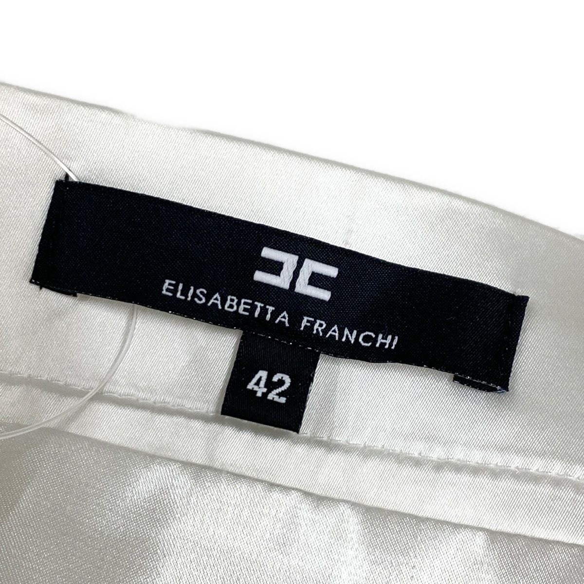 美品✨エリザベッタフランキ バックリボンボディスーツ ストレッチ 白 42 美品✨エリザベッタフランキ バックリボンボディスーツ