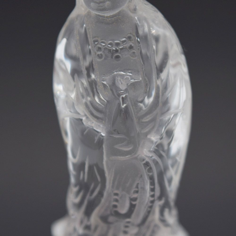 仏像彫刻 天然石製 水晶 観音菩薩 台座付き 13cm - メルカリ