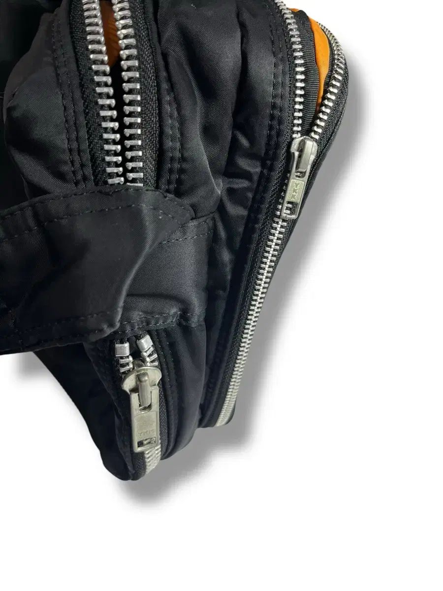 PORTER タンカー　ショルダーバッグ　XL ブラック TANKER(タンカー) SHOULDER BAG | 吉田カバンホームページ | YOSHIDA & Co.