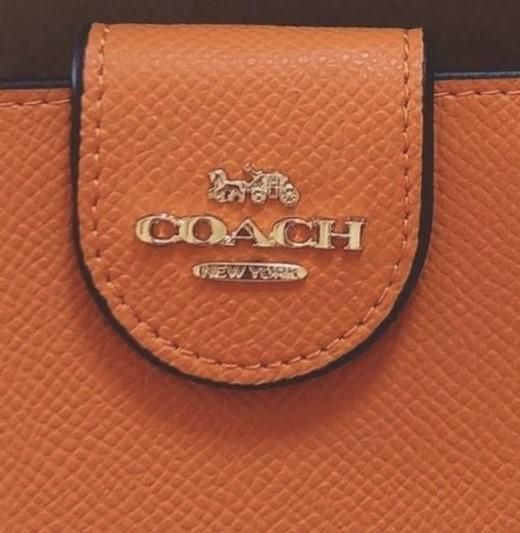 COACH コーチ ☆ 新品 ☆ 折り財布 オレンジ レディース 小物 財布