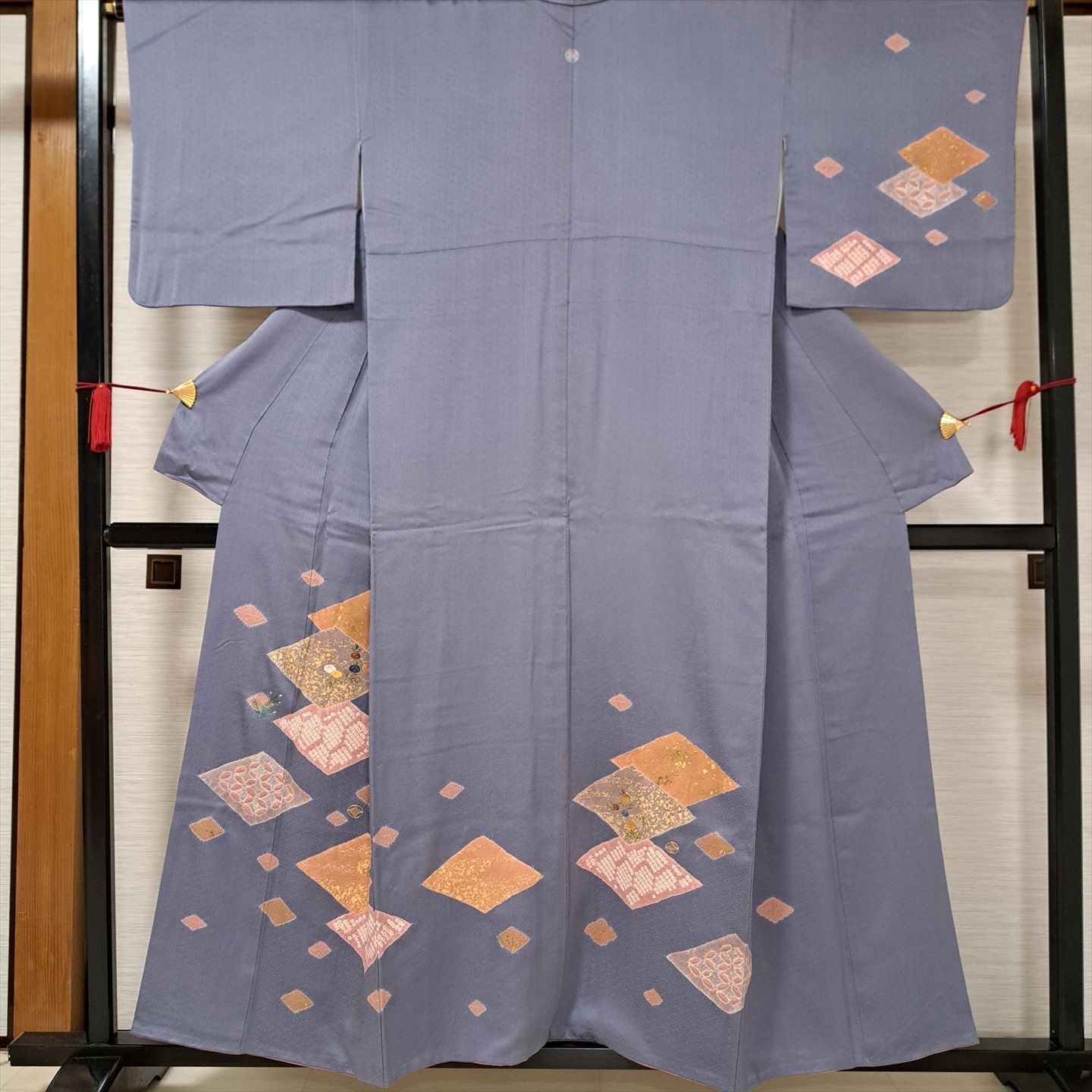 裄67 身丈157.5 袖46.5 訪問着 一つ紋 刺繍 菱 絞り ブルー 正絹 へ21U04