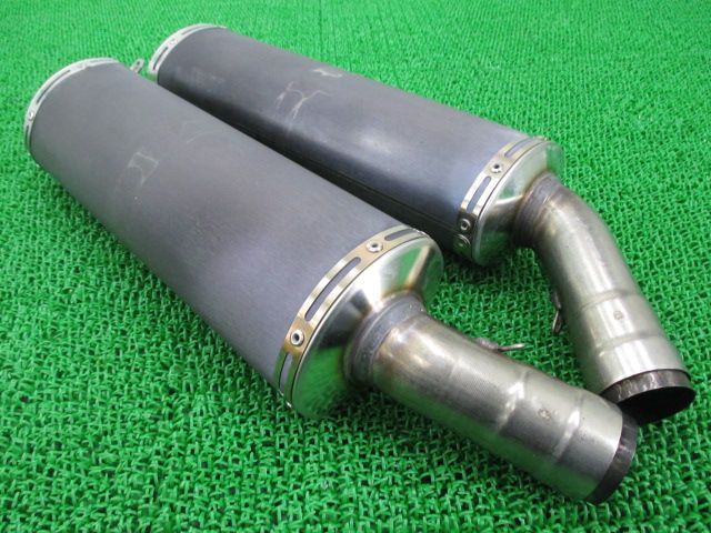 1098S サイレンサーマフラー 573.1.299.1D/574.1.296.1D ドゥカティ 純正 中古 バイク 部品 2007年式外し ZDMH700AA7B002*** 573.1.299.1D 50 1098S サイレンサーマフラー 573.1.299.1D/574.1.296.1D ドゥカティ