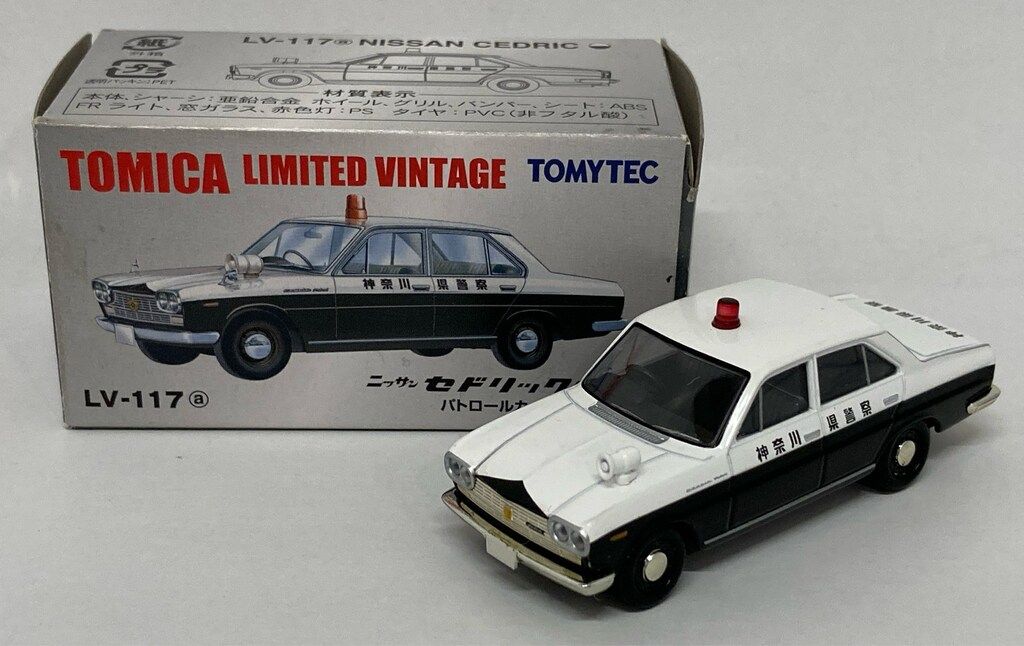 トミーテック TOMICA LIMITED VINTAGE ニッサン セドリック (66