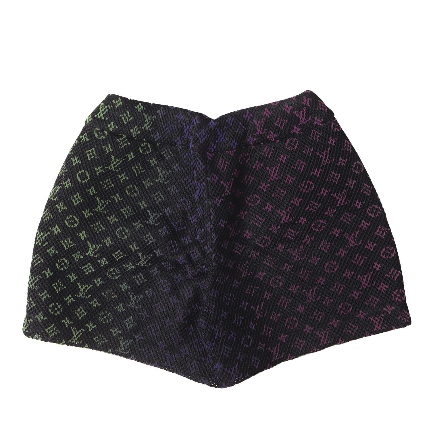 LOUIS VUITTON ルイヴィトン パンツ サイズ40 モノグラム 新品 LOUIS VUITTON ルイヴィトン パンツ サイズ40 モノグラム 新品