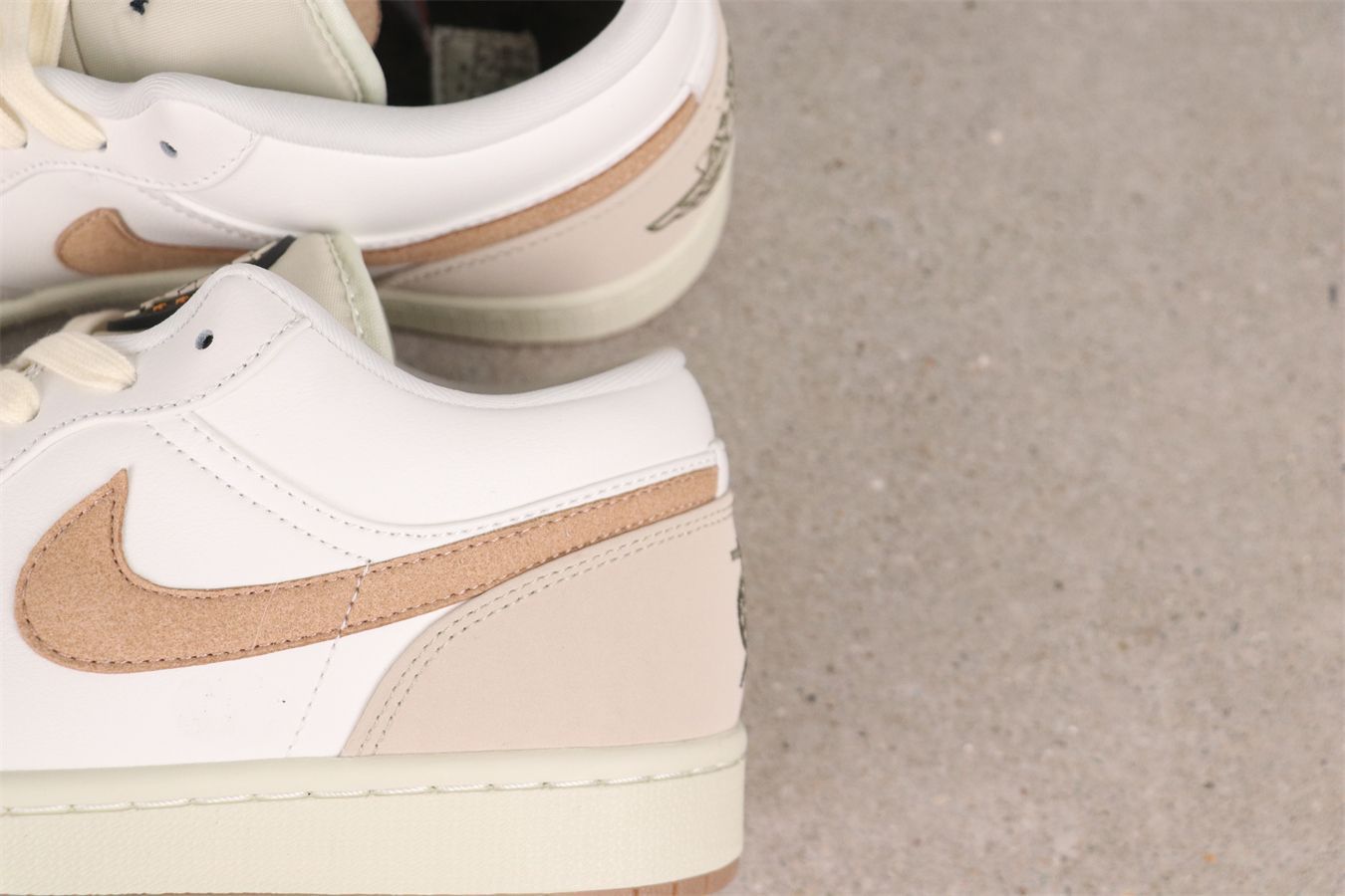 今日 Air Jordan エアジョーダン aj1 AJ1 エアジョーダン 1 LowIB8855-121 KIN-KAAI_COM