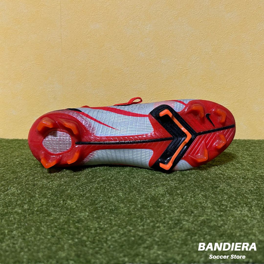NIKE ナイキ サッカースパイク マーキュリアル スーパーフライ 8