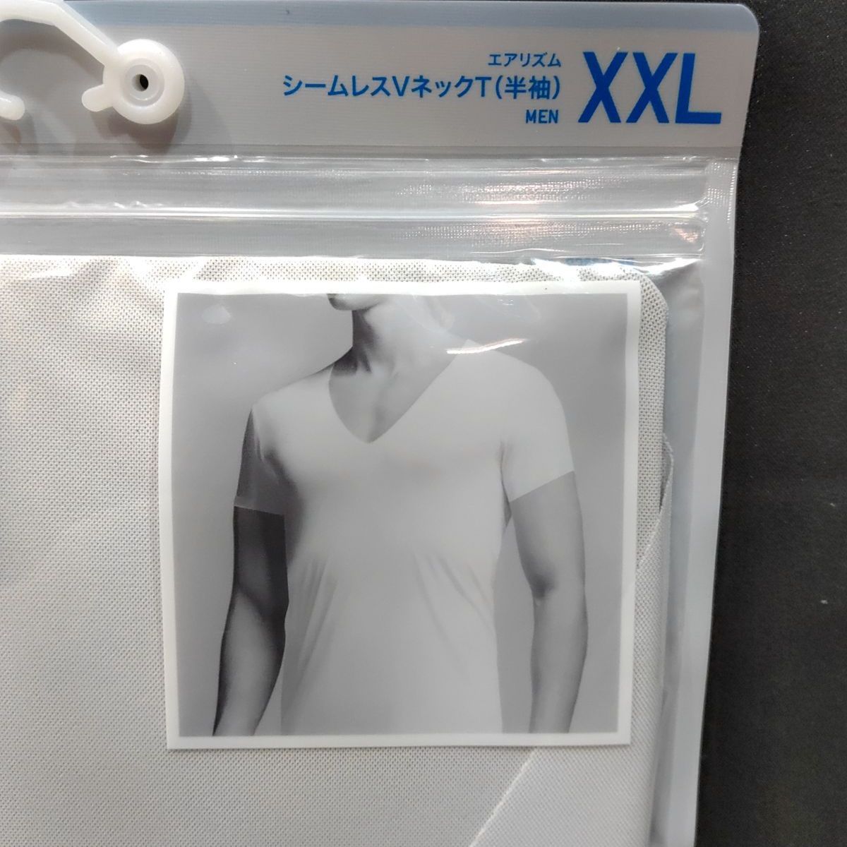 UNIQLO ユニクロ エアリズム シームレスVネックT(半袖) XXL - メルカリ