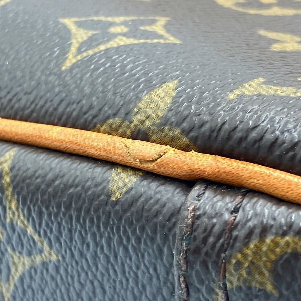 Vuitton モノグラム
