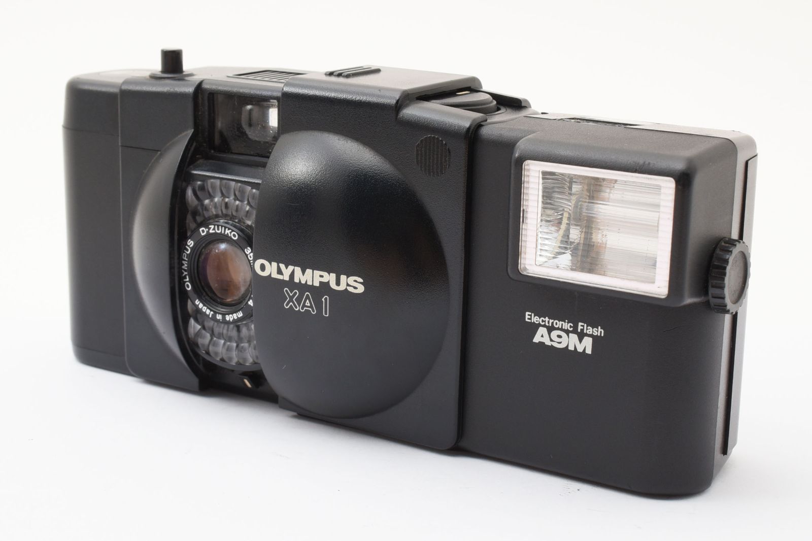 ☆実用品☆OLYMPUS オリンパス XA1 電池なしで撮れるエコなフィルム 