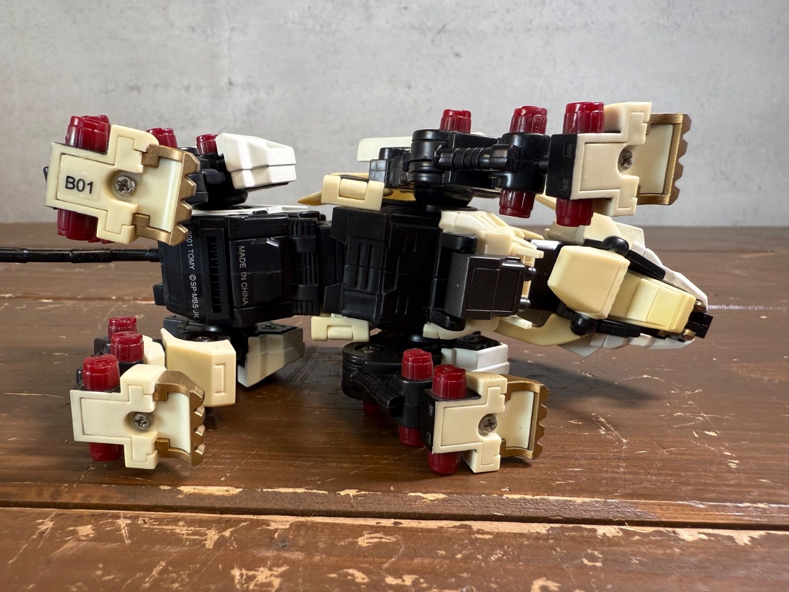 ゾイド　ライガーゼロ　ジャンク Amazon.com: BANDAI Spirits Chogokin ZOIDS New Century/Zero