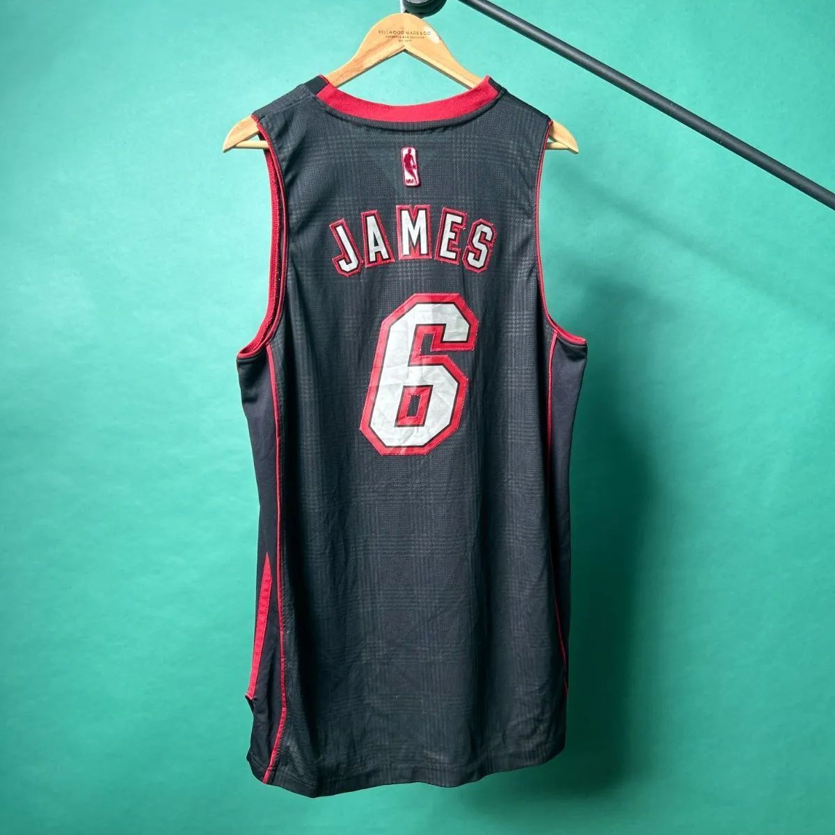 adidas・NBA】MIAMI HEAT 背番号6 JAMES チームゲームシャツ タンク 
