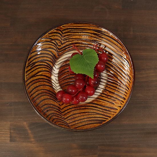 七寸皿 櫛描き 飴釉 坂本工窯 小鹿田焼 約φ21.5×5cm - メルカリ