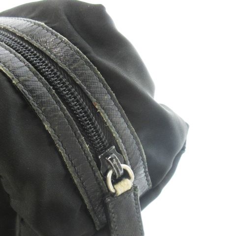 PRADA ポーチ