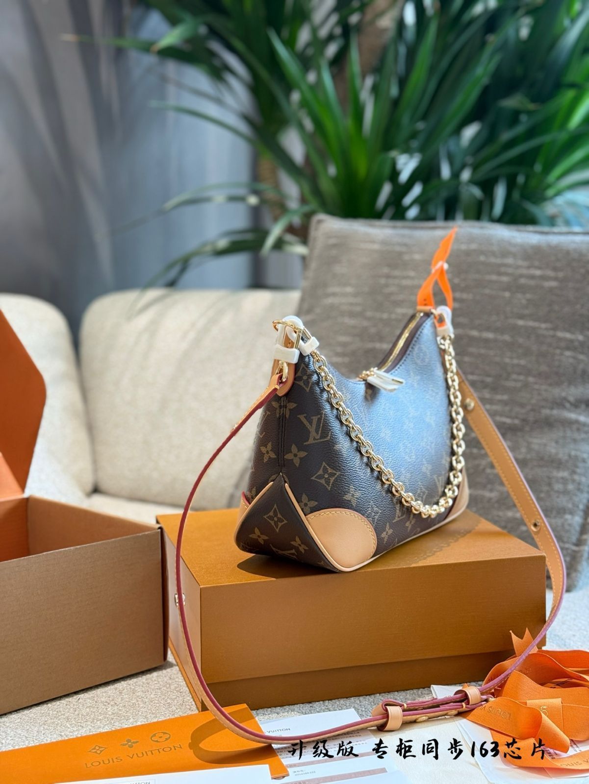 今日特価】LV Monogram Mini Croissant Bag (Upgraded Chip