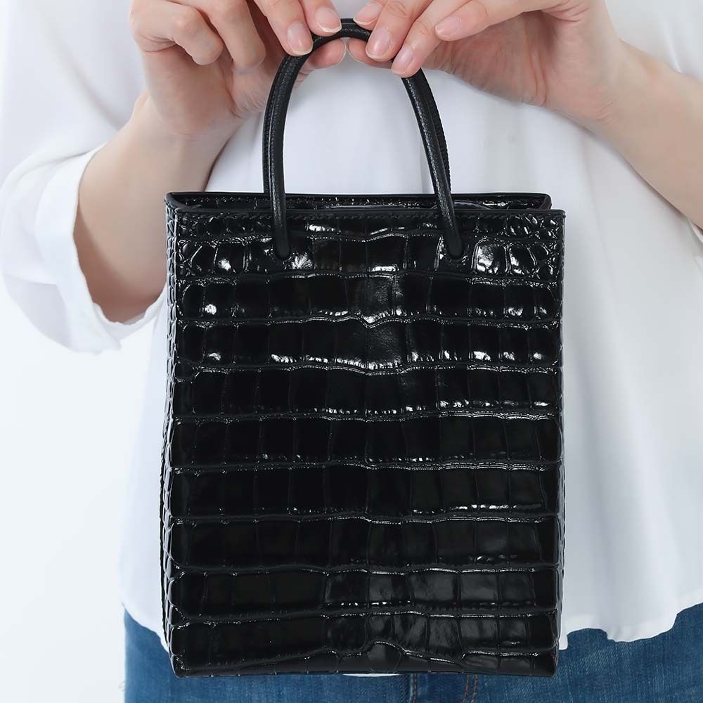 【新品・国内即発】BALENCIAGA 757776 1U61N 1090 バッグ 新品・国内即発】BALENCIAGA 757776 1U61N 1090 バッグ