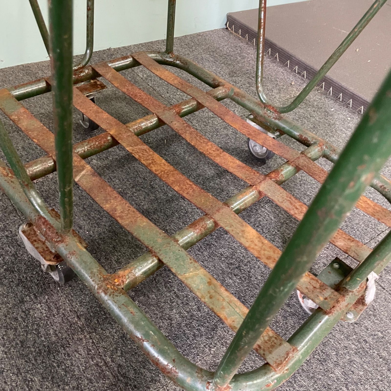 インダストリアル