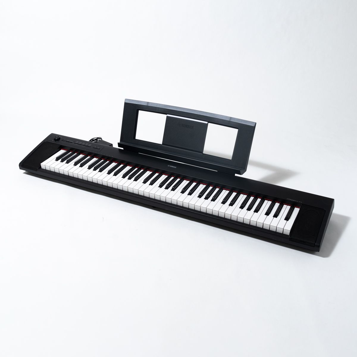 YAMAHA piaggero NP-32 スタンド付き 19年製 Yamaha Piaggero NP-32 76-Key Portable Keyboard With Power
