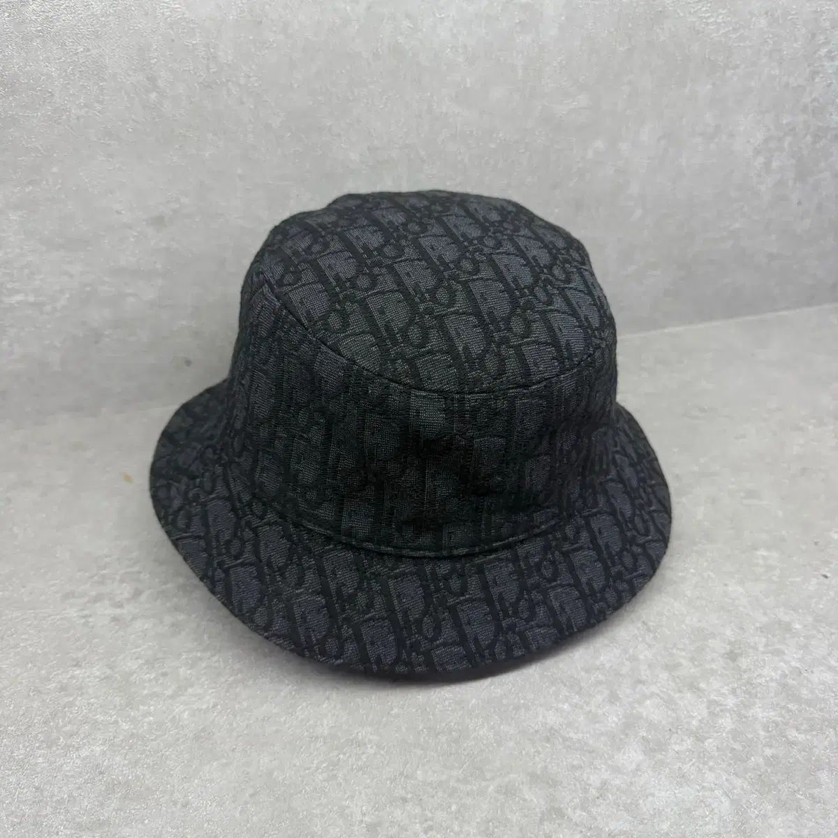 Dior ブラック バケットハット Lサイズ 59 サイズ Dior(ディオール) オブリーク バケットハット - メルカリ