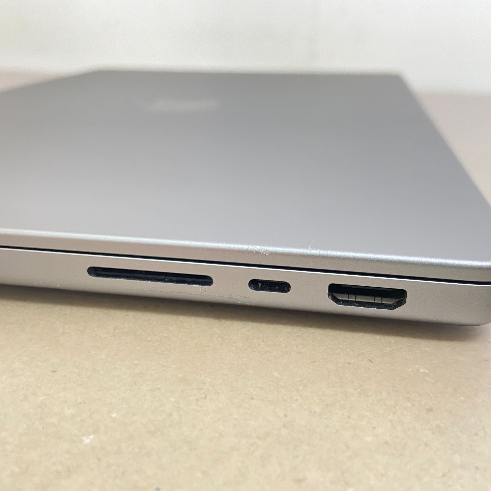 MacBookPro 2023 本体 バッテリー95%