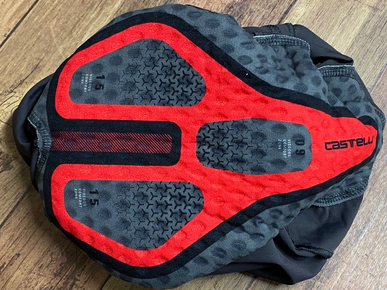 IH777 カステリ CASTELLI ロッソコルサ ROSSO CORSA ビブショーツ