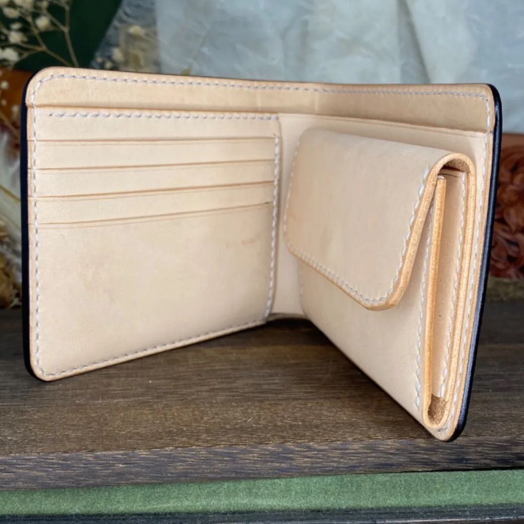 レザーカービング ハーフウォレット - メルカリ 