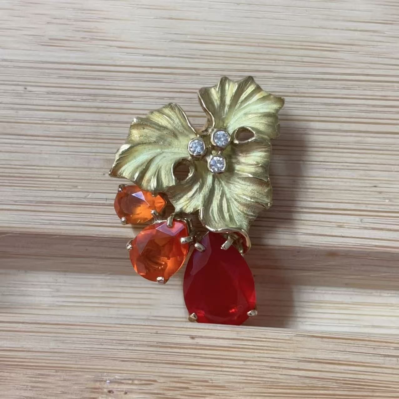 オパール2.0ct ダイヤモンド0.09ct ペンダント K18 -X10041