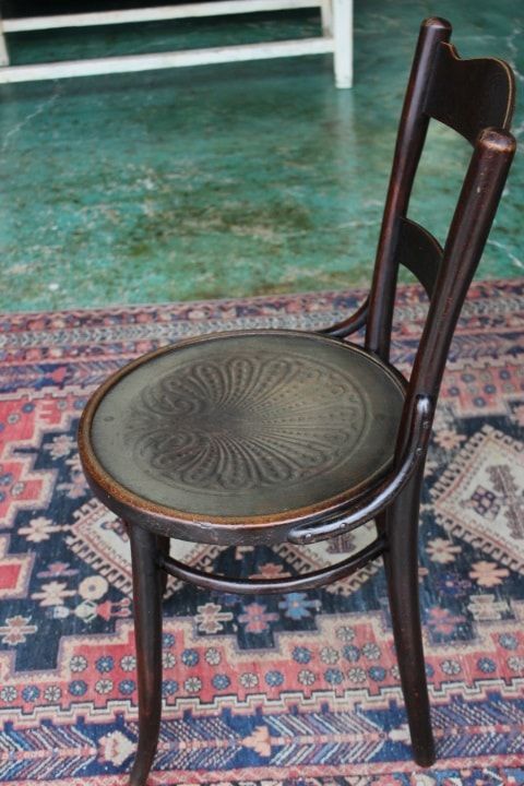 ダイニングチェア 曲げ木