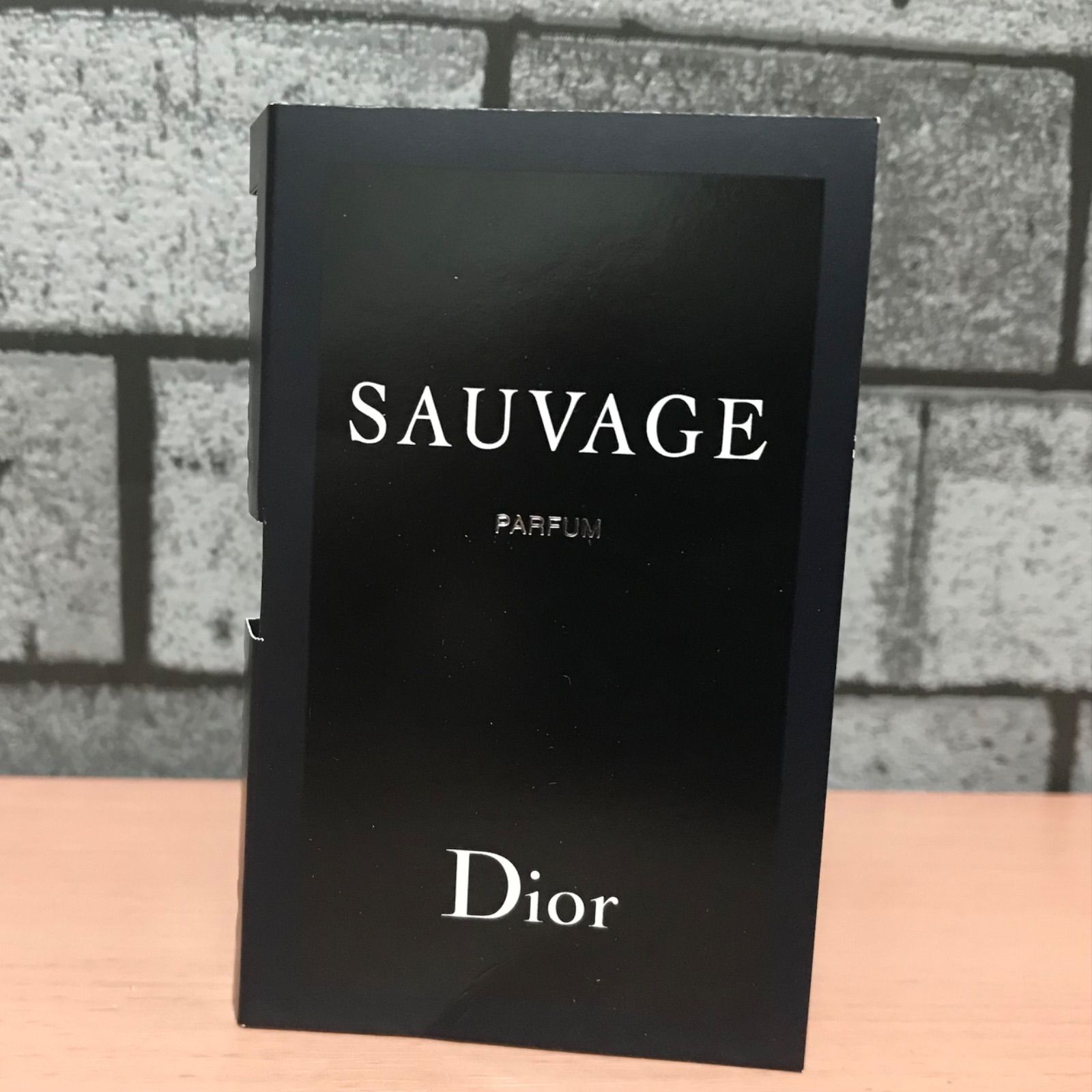 Dior ソヴァージュ パルファン サンプル - メルカリ