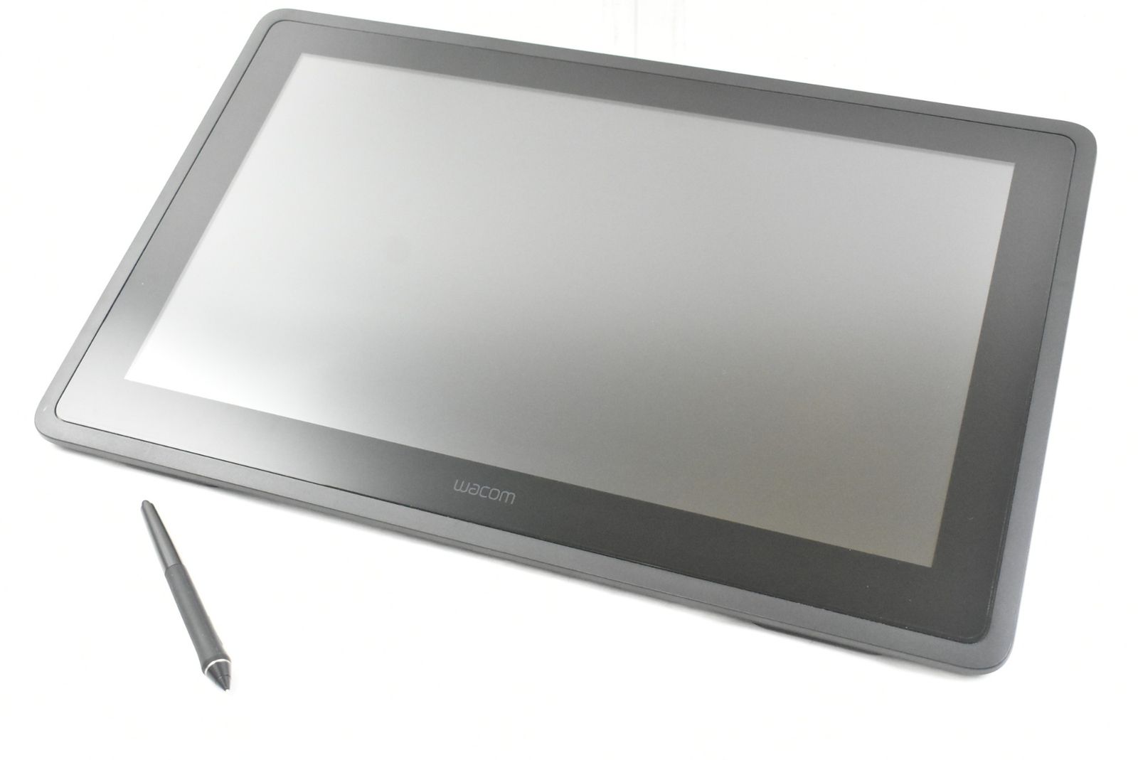 Wacom ワコム DTK-2260 Cintiq 22 2022年製 ペンタブレット