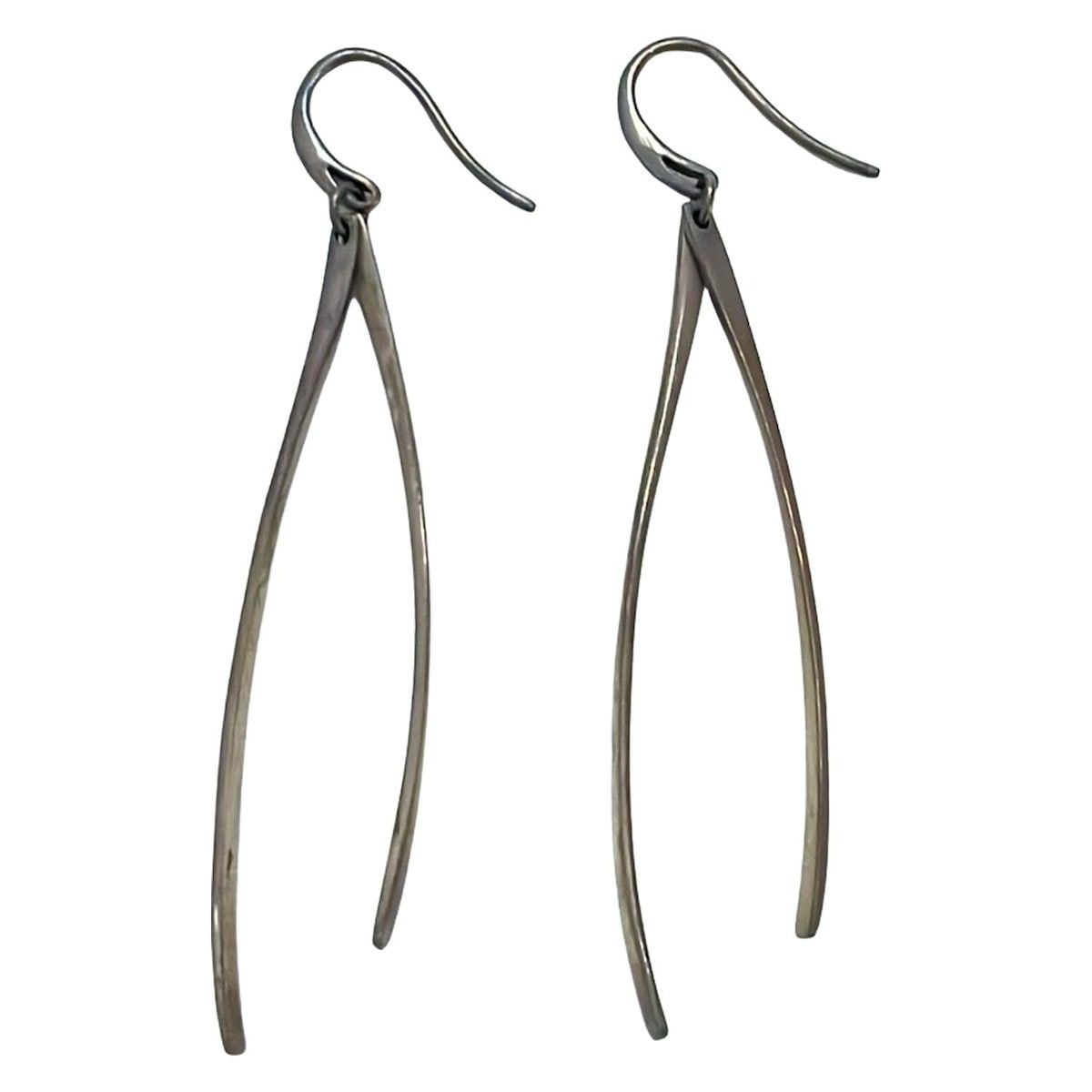 【STAR JEWELRY】STAR GLOBE ピアス★シルバー スター | SILVER JEWELRY | スタージュエリー公式オンラインストア