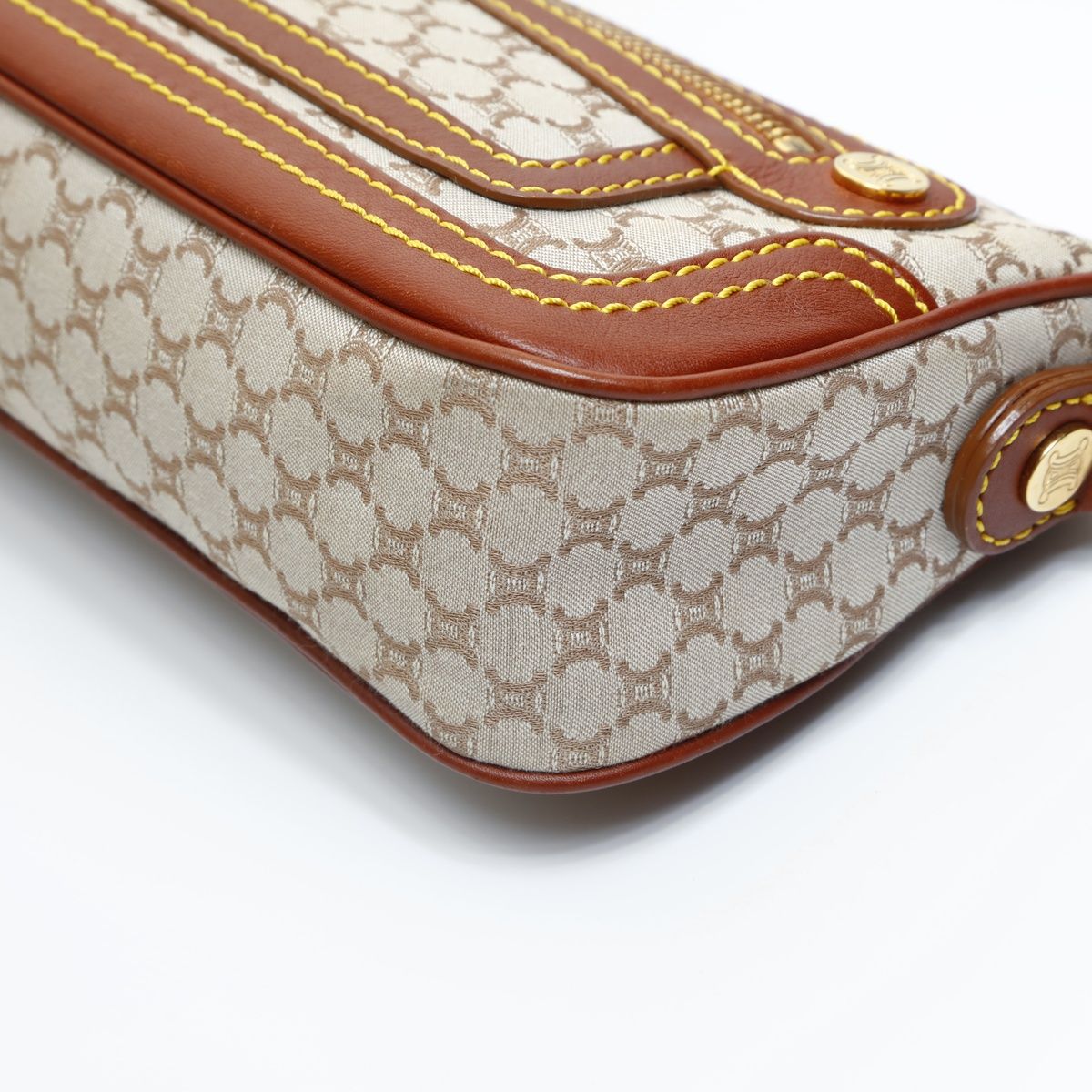 ショルダーバッグ