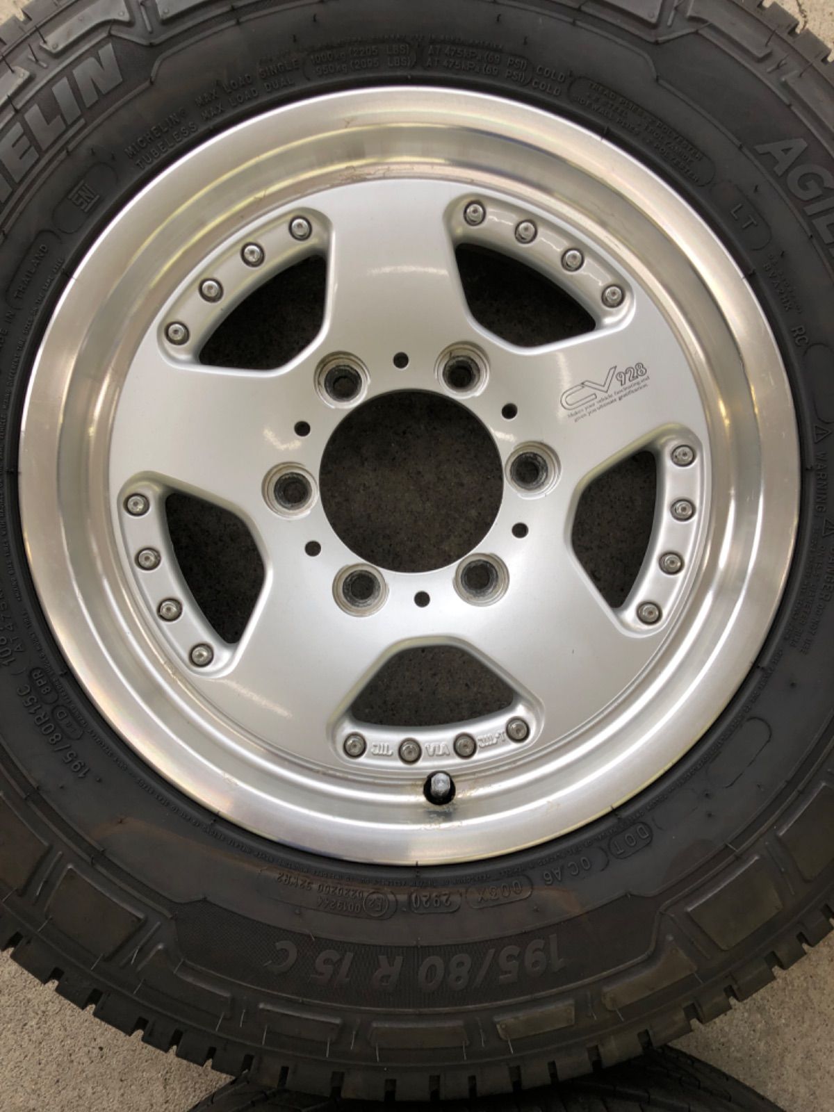 ハイエース 195/80R15 アルミホイール CV928 サマータイヤ 8PR 108/106 