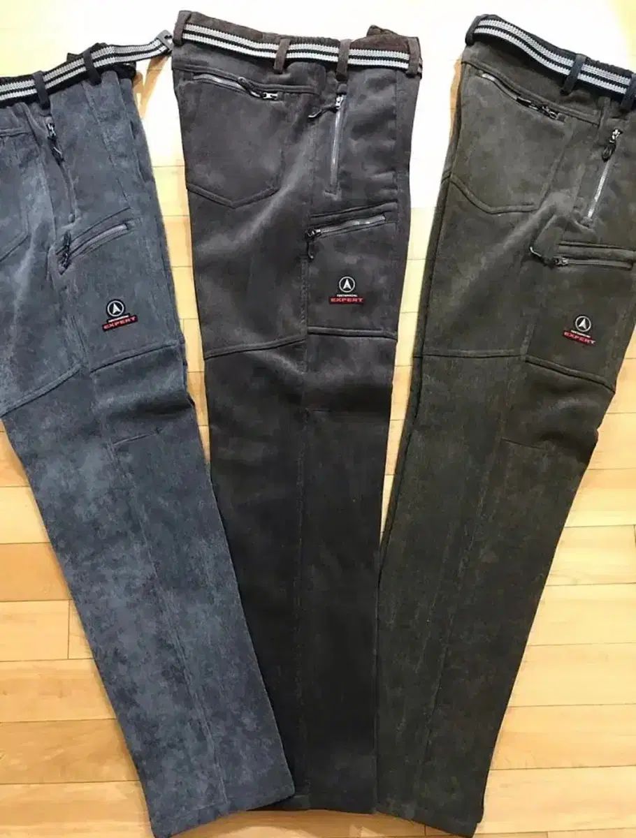 コーデュロイパンツ 2 腸 ＋ シャイニング防水コットンパンツ 1