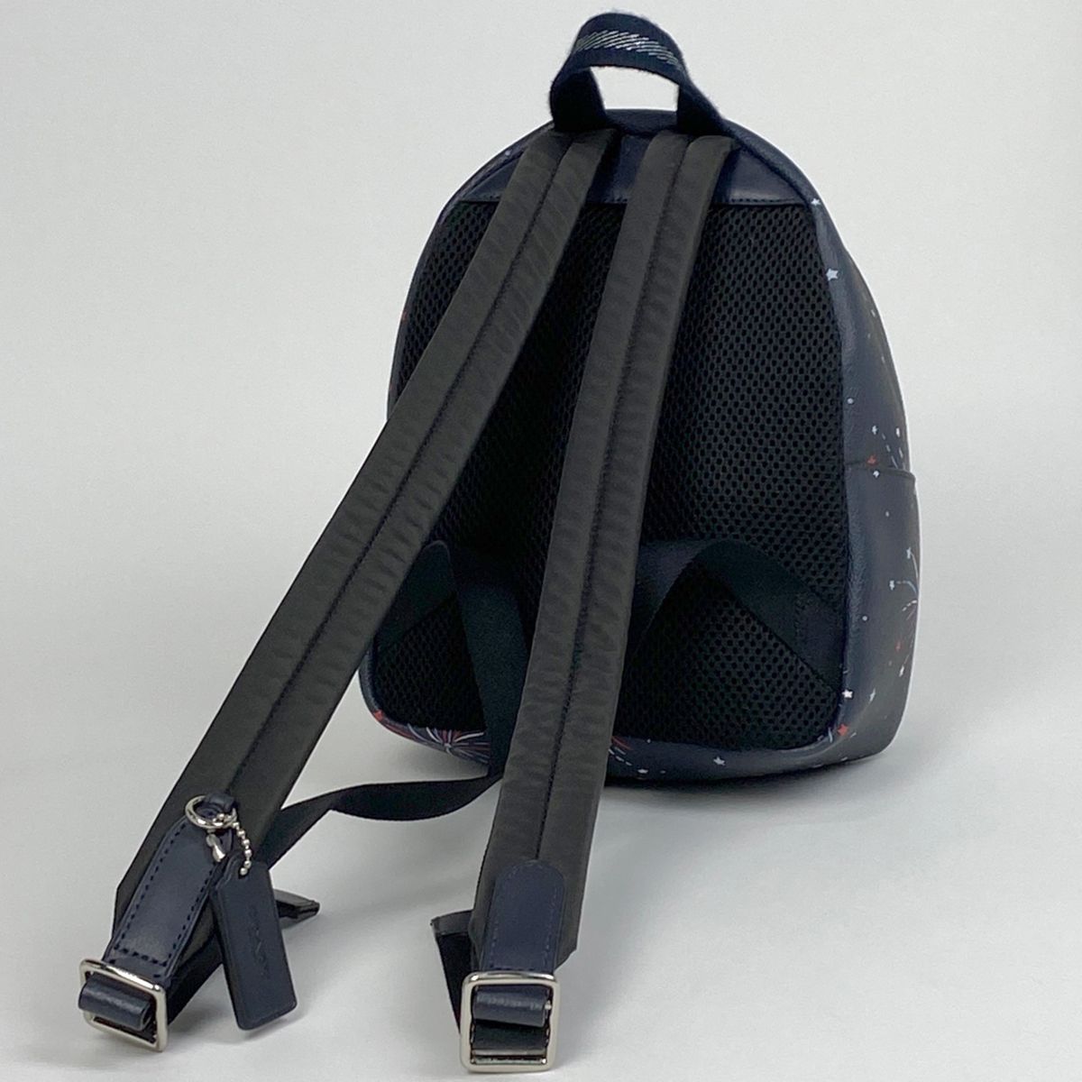 美品！！新品・未使用！！COACH 花火柄 ミニリュック | ヤマダウェブコム