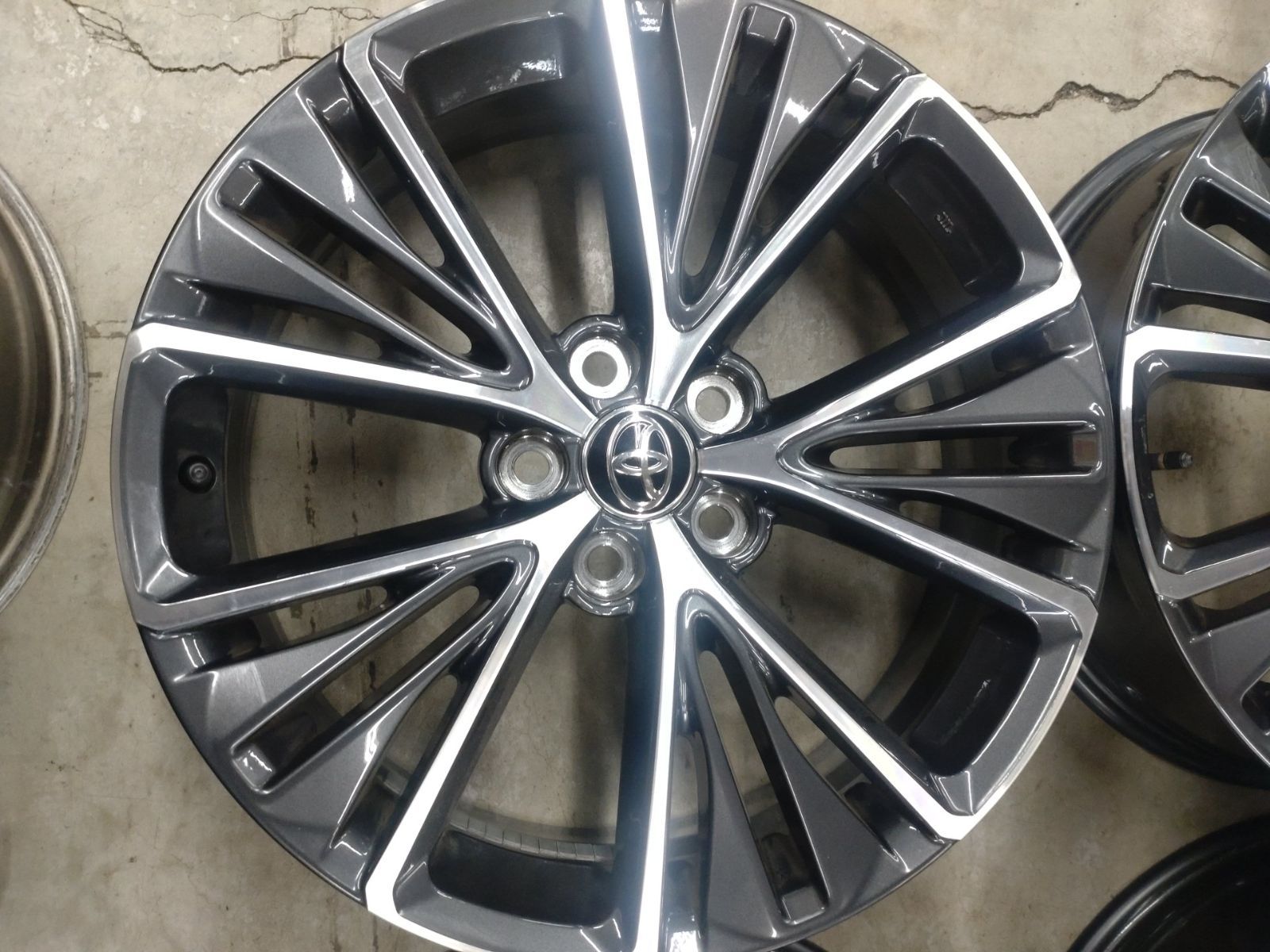 19インチ 6.5J