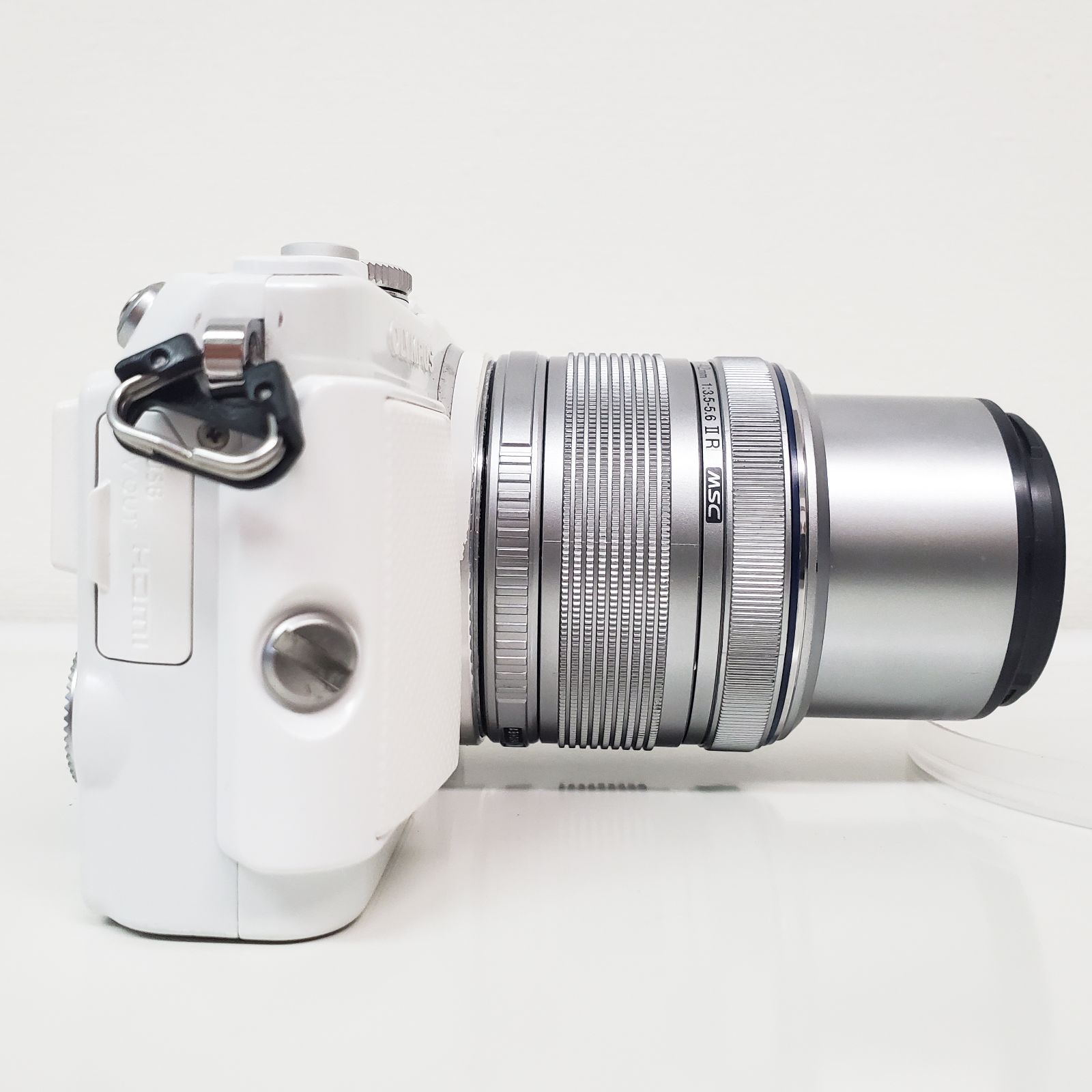 一点難あり オリンパス OLYMPUS PEN Lite E-PL6 ホワイト 白 ペン 標準