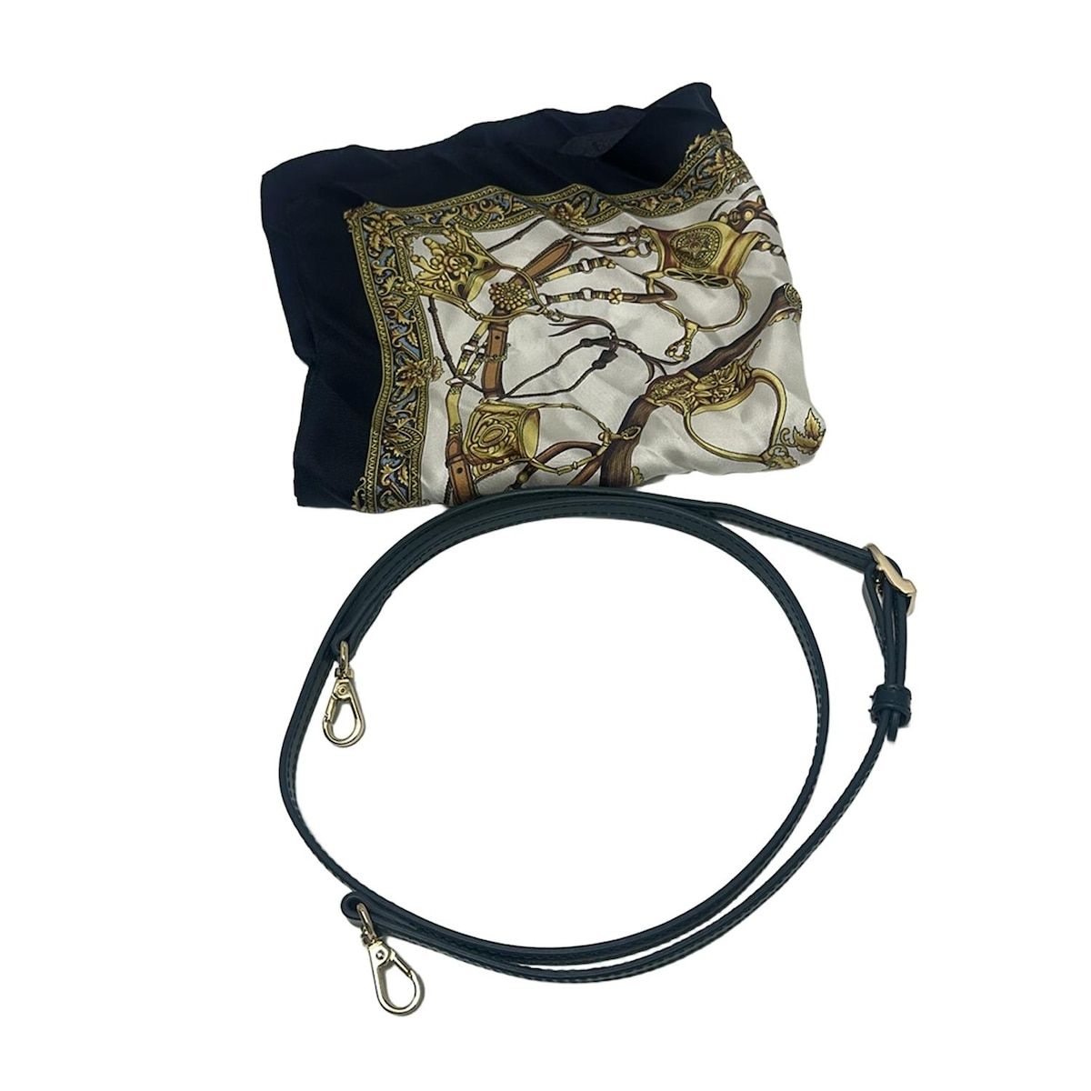 23区(ニジュウサンク) ハンドバッグ - ダークグリーン VINGT-TROIS  