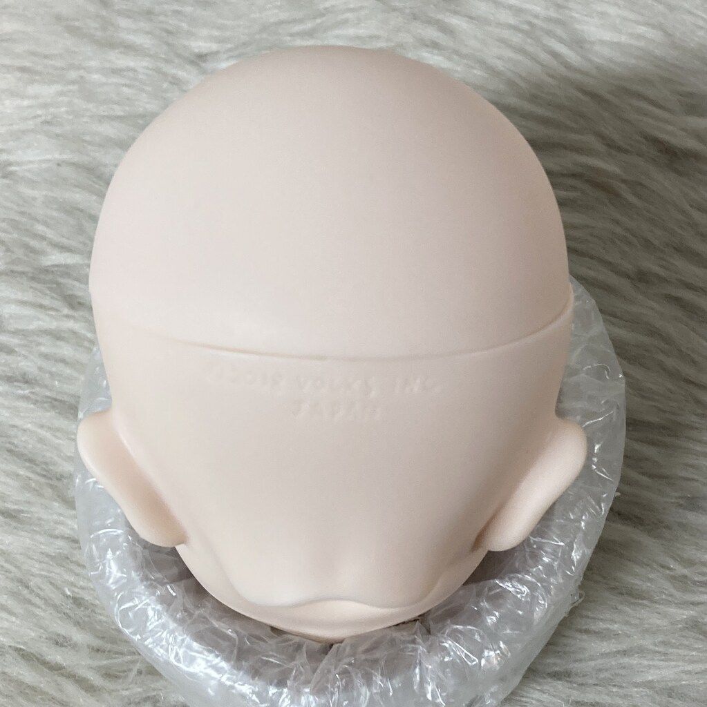 セミホワイト肌