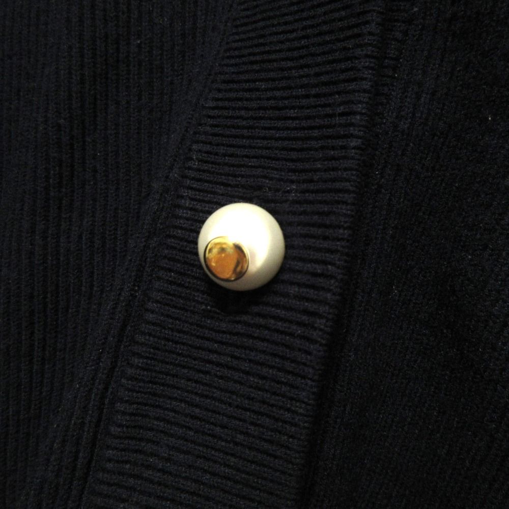 美品 23SS Deuxieme Classe ドゥーズィエムクラス PEAL BUTTON カーディガン ネイビー レディース 古着 中古 美品 23SS Deuxieme Classe ドゥーズィエムクラス PEAL BUTTON