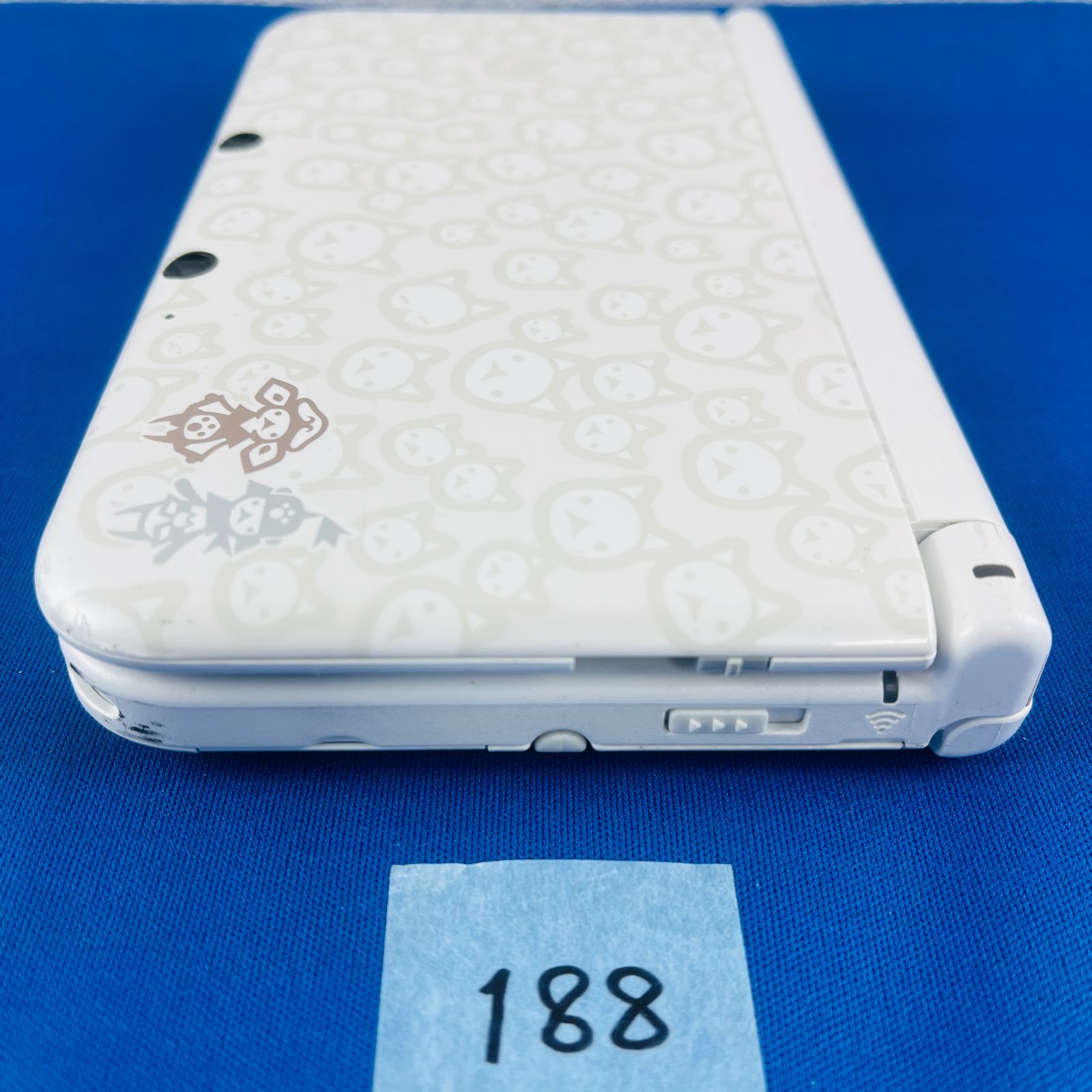 ◇188 【通電動作OK】3DS LL モンスターハンター4 アイルーホワイト