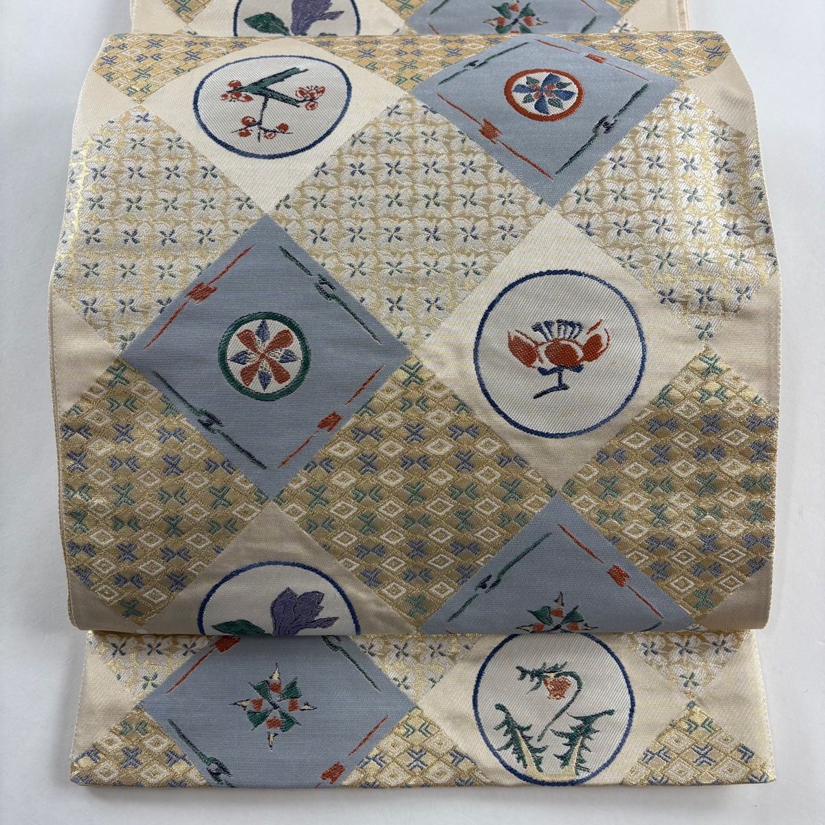 袋帯 名品 草花 宝尽くし 箔 ベージュ 六通 正絹 【中古