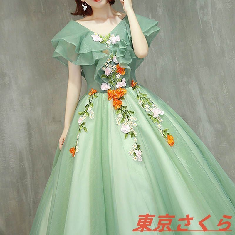 ウエディングカラードレス　可愛い　S〜M 後ろ編み上げ　ボリュームある　グリーン 新品カラードレス 編み上げ グリーン 半袖 緑 ロングドレス 結婚