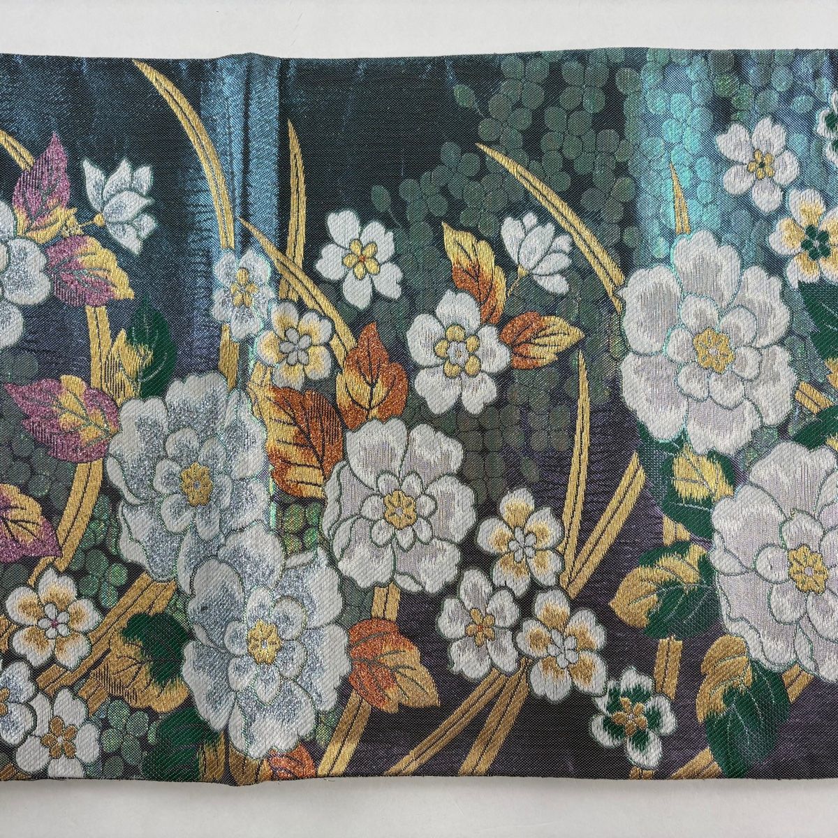 袋帯 秀品 振袖向き 草花 芝 金銀糸 箔 水色 六通 正絹 【中古