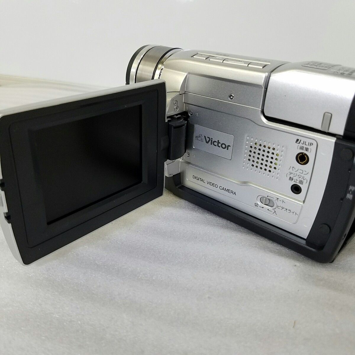 Victor 色っぽく デジタルビデオカメラ ミニDV方式 GR-DVA10 Victor 色っぽく デジタルビデオカメラ ミニDV方式 GR-DVA10
