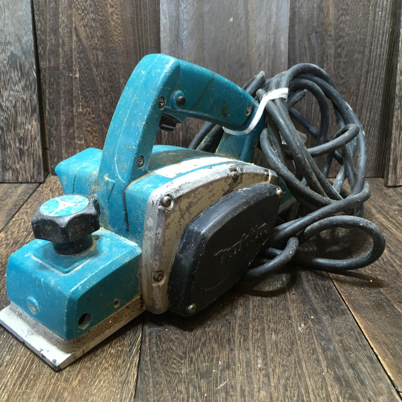 makita マキタ 82mm カンナ モデル1900BA 電動工具 電気カンナ makita マキタ 82mm カンナ モデル1900BA 電動工具 電気カンナ