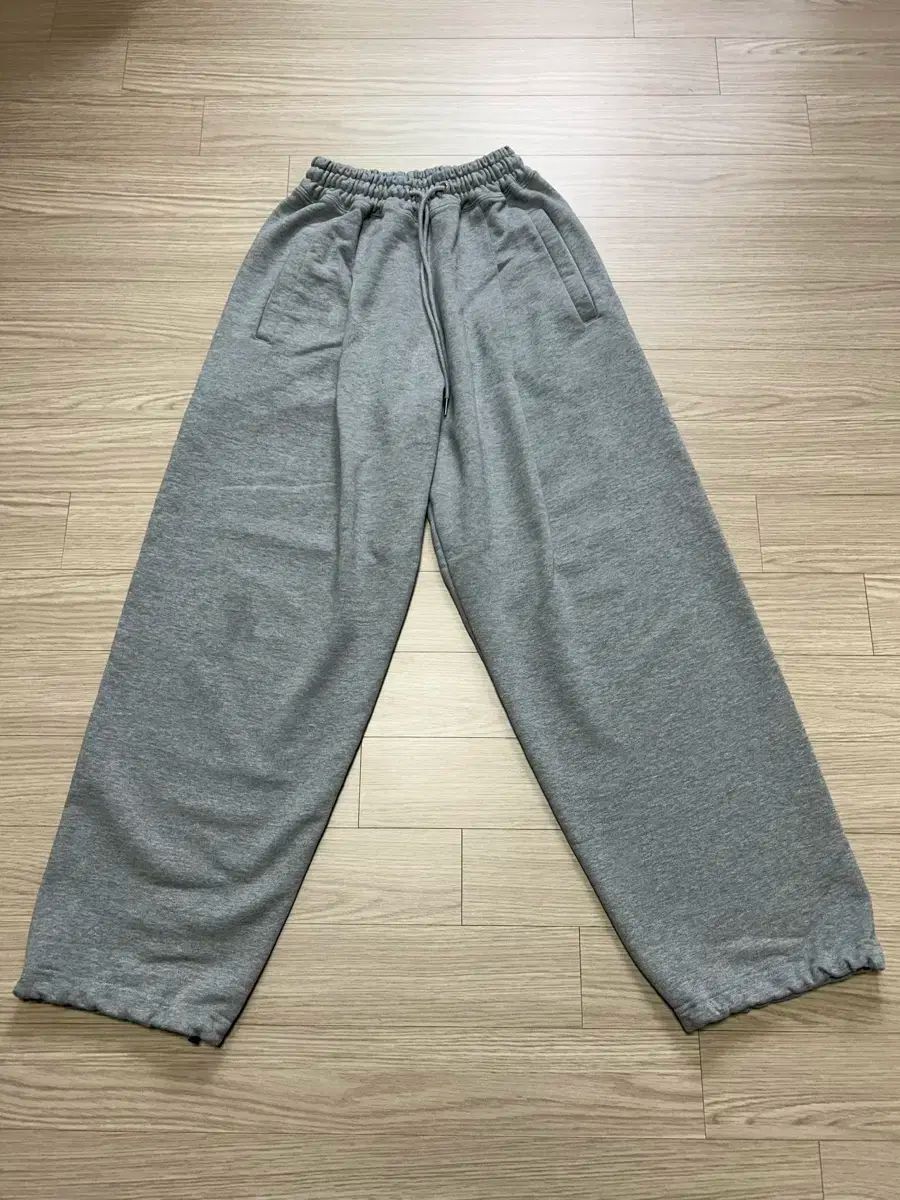 ロカール ワンタック スウエットパンツ M gray 色