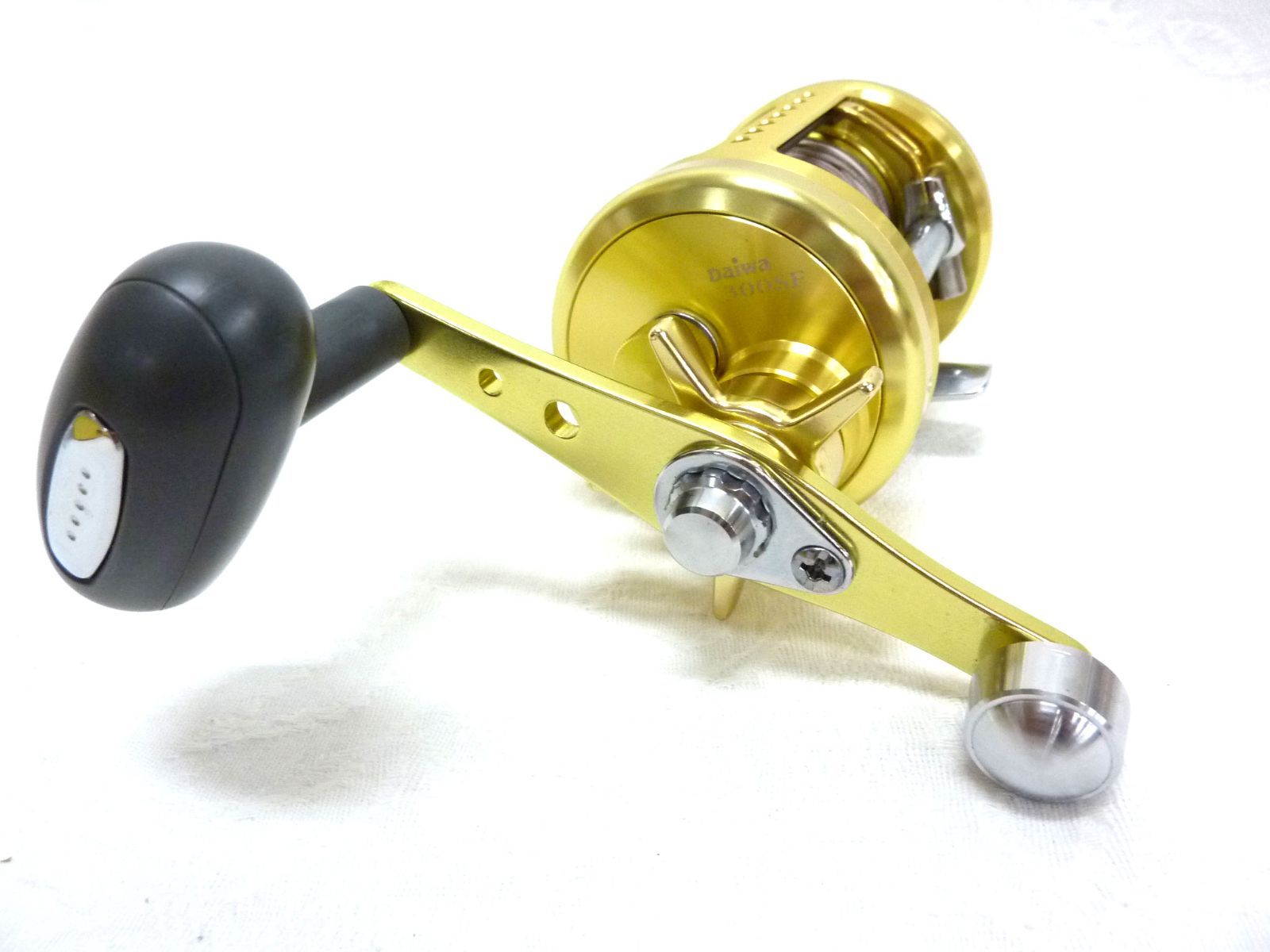 ダイワ 両軸リール